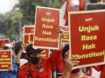 demonstrasi-kecam-tindakan-represif-polisi_20201106_183716.jpg