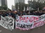 demonstrasi-mahasiswa-di-patung-kuda_20220421_163820.jpg