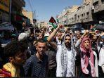 demonstrasi-mendukung-palestina-di-amman-yordania-pada-jumat-5-juli-2024.jpg