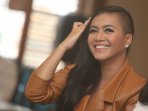 denada-hadiri-acara-pesta-rakyat-hut-ri-ke-71_20160819_132906.jpg