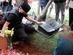 dencagur-makam2.jpg