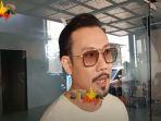 denny-sumargo-saat-ditemui-wartawan-ungkap-kondisi-dorce-gamalama-yang-sudah-membaik.jpg