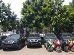 deretan-mobil-dan-motor-disita1.jpg