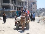 derita-warga-gaza-dipaksa-mengungsi-oleh-israel_20240712_141039.jpg
