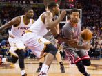 derrick-rose-dan-kyrie-irving_20170726_011323.jpg