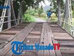 desa-ini-masih-menggunakan-jembatan-darurat_20170123_120524.jpg