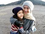 desy-ratnasari-dan-nasywa-nathania-hamzah_20180402_194904.jpg