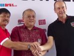 detik-detik-coach-indra-sjafri-saat-berpamitan-kepada-suporter_20170207_135456.jpg