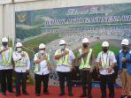 dewan-komisaris-pt-pp-persero-meninjau-proyek-stadion-banten.jpg