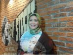 dewi-hughes-saat-ditemui-usai-press-screening_20161121_225115.jpg