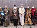 dewi-motik-pramono-apresiasi-nina-septiana-penggagas-professional-womens-week-2021.jpg