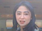 dewi-perssik-menanggapi-santai-terkait-sindiran-rizky-billar.jpg