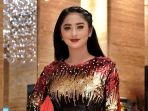 dewi-perssik_20180621_164619.jpg