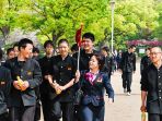 di-jepang-lulus-lepas-kancing_20171026_144836.jpg