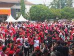 di-lampung-siti-atikoh-senam-tes.jpg