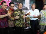 dialog-publik-sosialisasi-kereta-cepat-jakarta-bandung_20160219_220954.jpg