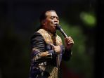 didi-kempot-ajak-goyang-penonton-festival-berdendang-bergoyang_20200202_154716.jpg