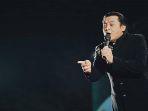didi-kempot-nyanyi-di-panggung.jpg