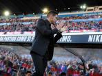 diego-simeone-eplaussss_20160418_120918.jpg