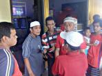 dikepung-warga_20160727_124259.jpg