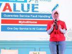 director-consumer-service-telkom-indonesia-siti-choiriana-indihome.jpg