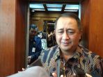 direktur-corporate-banking-bank-mandiri-royke-tumilaar_20170206_210735.jpg