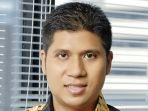 direktur-eksekutif-democracy-and-constitution-institute-deconstitute-harimurti-adi-nugroho.jpg