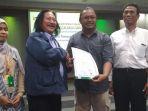 direktur-indofood-fransiskus-welirang-dan-ukm.jpg