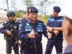direktur-jenderal-pengawasan-sumber-daya-kelautan-dan-perikanan-laksda-tni-adin-nurawaluddin.jpg