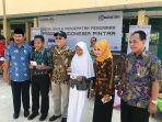 direktur-pembunaan-sekolah-kemendikbud-supriono-di-bengkulu_20170825_072343.jpg