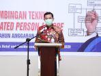 direktur-perkapalan-dan-kepelautan-capt-hermanta-pada-saat-membuka.jpg