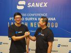 direktur-pt-indo-surya-kencana-sanex-handoyo-setiawan-kiri-dalam-konferensi-p.jpg