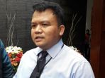 direktur-reskrimum-poldajabar-kombes-pol-umar-surya-fana_20180409_052040.jpg