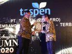 direktur-sdm-ti-dan-kepatuhan-taspen-feb-sumandar.jpg