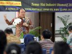 direktur-toyota-motor-kasih-kuliah-umum-mahasiswa-itb_20170413_112844.jpg