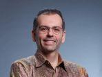 direktur-utama-dan-ceo-indosat-ooredoo-ahmad-abdulaziz-a-a-al-neama.jpg