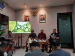 direktur-utama-pt-angkasa-pura-i-faik-fahmi-mudik.jpg
