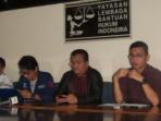 diskusi-di-ylbhi_20150201_185838.jpg