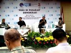 diskusi-fmb-9-bertajuk-pers-di-pusaran-demokrasi_20190627_151945.jpg