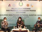 diskusi-panel-peluncuran-perdana-program-pengakuan-profesi-sertifikasi.jpg