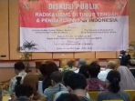 diskusi-publik-bertema_20170722_180318.jpg