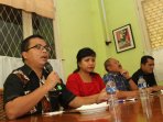 diskusi-publik-calon-pimpinan-kpk_20150802_182343.jpg