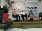 diskusi-rokok-c13.jpg