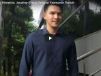 diteror-orang-misterius-jonathan-frizzy-perketat-keamanan-rumah_20180427_165246.jpg