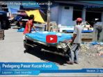 ditertibkan-satpol-pp-pedagang-pasar-kucar-kacir_20170824_155945.jpg