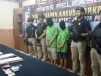 dj-freelance-yang-nyambi-dagang-sabu-dan-kawanannya_20170731_141704.jpg