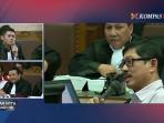 djaja-surya-atmadja-bersaksi-dalam-sidang-jessica-04_20160908_233042.jpg