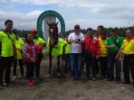 djohar-manik-sang-juara-a-sprint-1300-m-sesaat-terima-piala-dari-ketum_20180130_015007.jpg