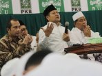 doa-bersama-jelang-muktamar-nu-ke-33_20150731_112925.jpg
