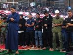 doa-bersama-mengenang-sepekan-tragedi-kanjuruhan_20221008_222934.jpg